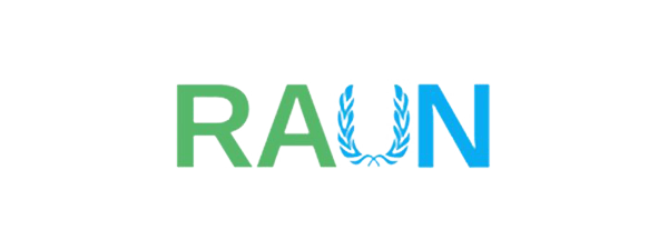 RAUN's logo is divided in two: RA is written in green, whereas UN is writte in light blue. The U is made up by a laurel crown. The font is bold and sans-serif.